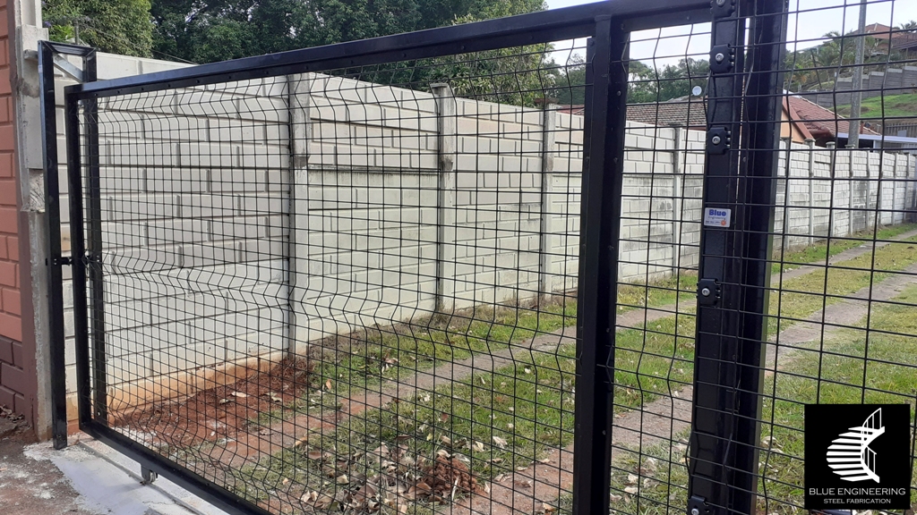 Clear View Fencing, Clear View Gates, Installations. KwaZulu Natal, Durban, Hillcrest, Ballito, Amanzimtoti, Gauteng, Johannesburg, Pretoria, Midrand, South Africa