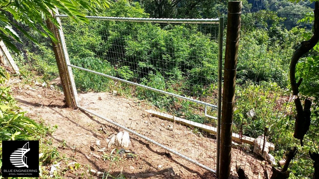 Farm Gates , Wire Mesh Gates. Wire Mesh Gates, Farm Gates, KwaZulu Natal, Durban, Ballito, Hillcrest, Amanzimtoti, Pinetown, Gauteng, Johannesburg, Pretoria, Midrand, South Africa